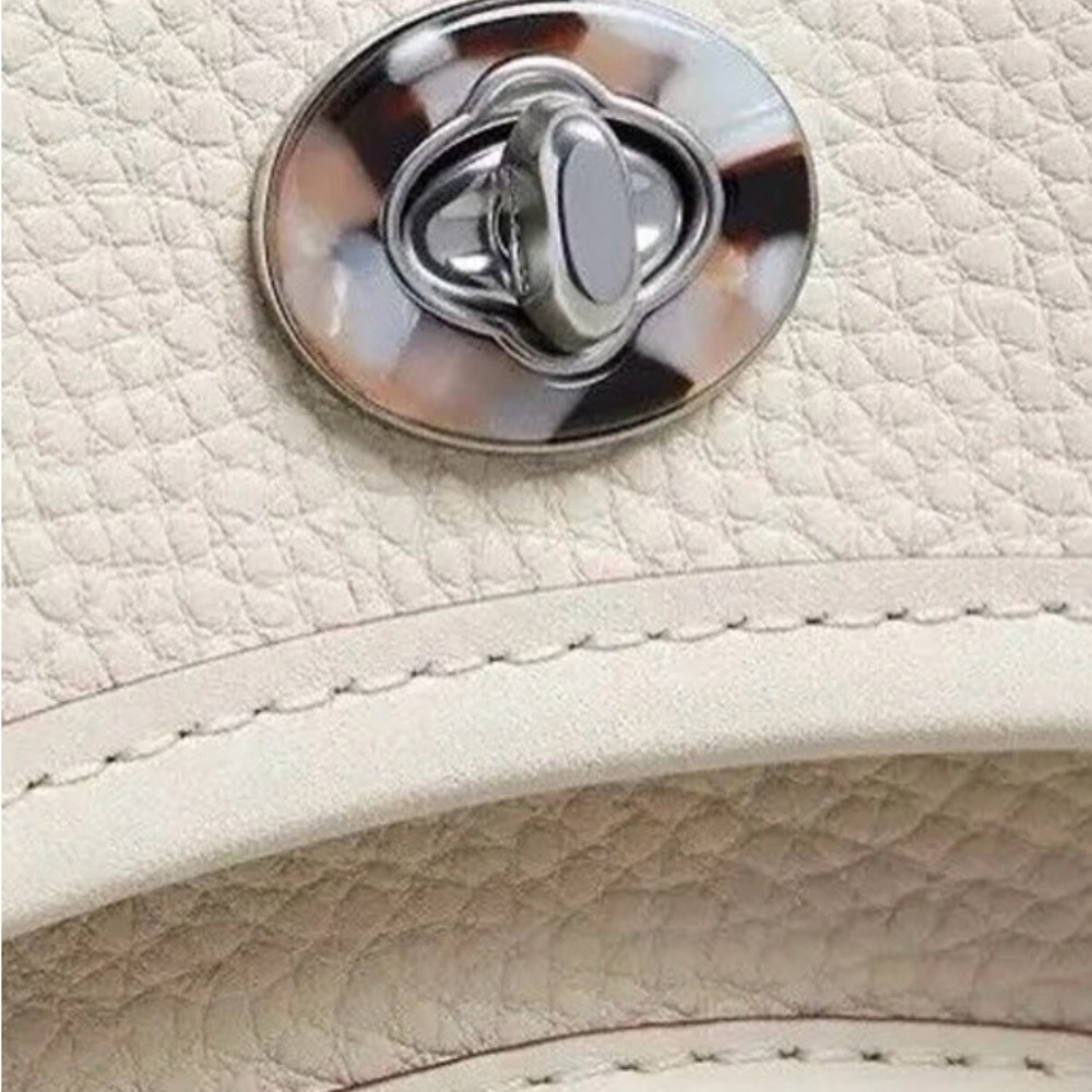 COACH NWT Mini Wavy Dinky Bag In Coachtopia Leather（COACH CQ852） - Picture 5 of 7